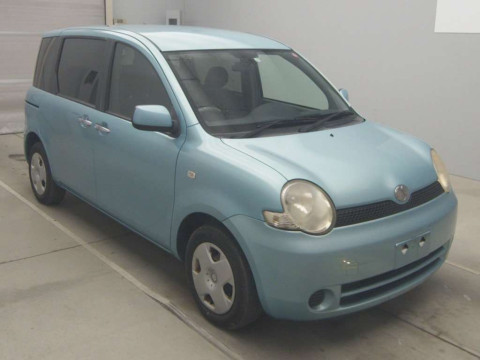 2005 Toyota Sienta NCP81G[2]