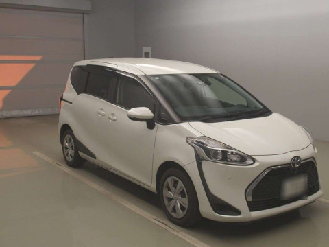 2018 Toyota Sienta NSP170G[2]