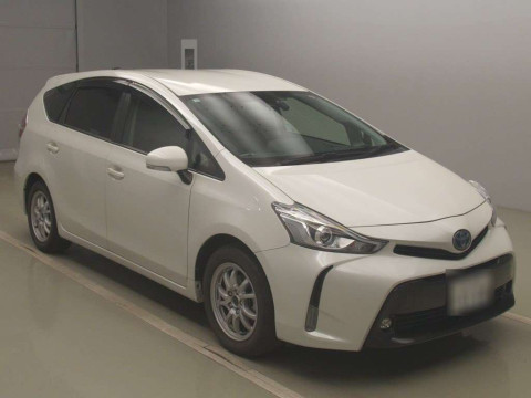 2020 Toyota Prius alpha ZVW41W[2]