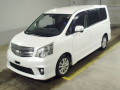 2011 Toyota Noah