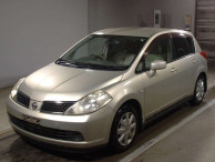 2005 Nissan Tiida