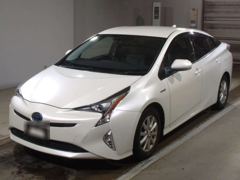 2016 Toyota Prius ZVW50[0]