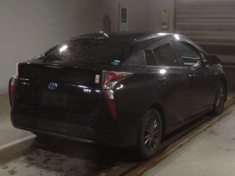 2018 Toyota Prius ZVW50[1]