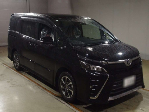 2019 Toyota Voxy ZRR80W[2]