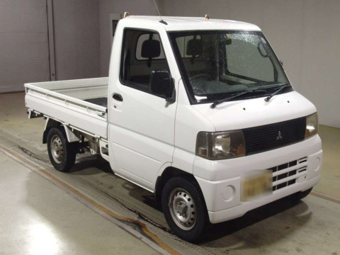 2005 Mitsubishi Minicab Truck U61T[2]