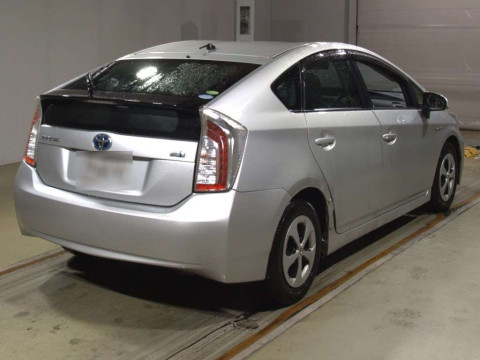 2013 Toyota Prius ZVW30[1]