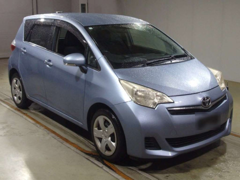 2010 Toyota Ractis NCP120[2]