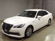 2013 Toyota Crown Hybrid