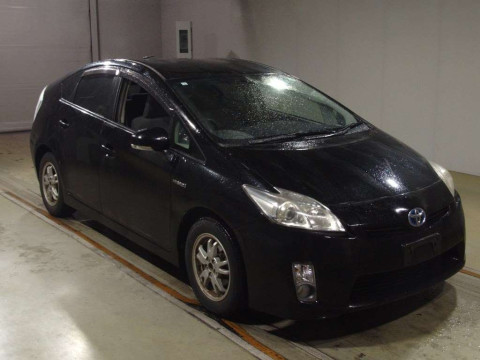 2011 Toyota Prius ZVW30[2]