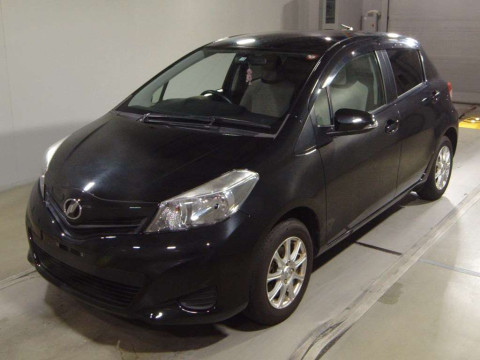 2011 Toyota Vitz NSP130[0]