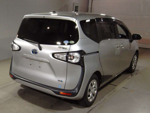 2015 Toyota Sienta NHP170G[1]