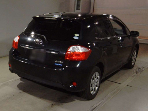 2009 Toyota Auris NZE154H[1]