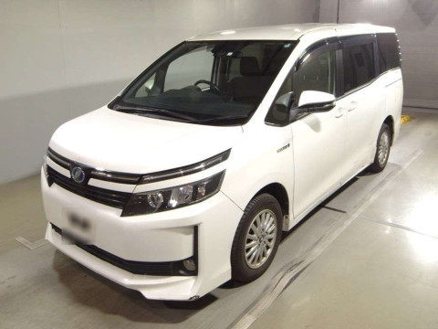 2016 Toyota Voxy ZWR80G[0]