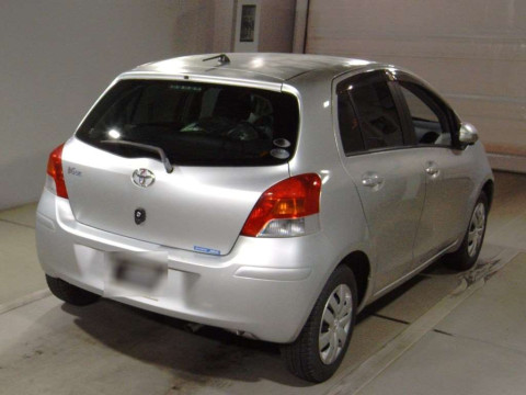 2010 Toyota Vitz SCP90[1]