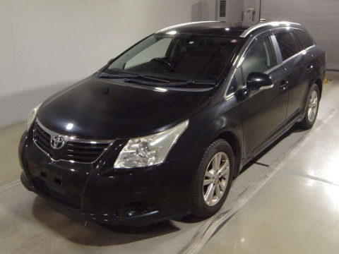 2011 Toyota Avensis Wagon ZRT272W[0]