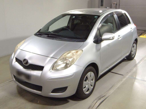 2008 Toyota Vitz SCP90[0]