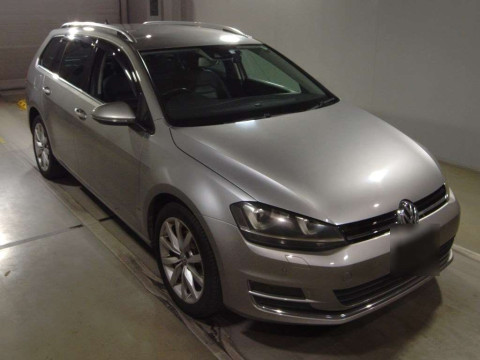 2014 Volkswagen Golf Variant AUCHP[2]