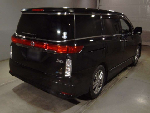 2011 Nissan Elgrand PE52[1]