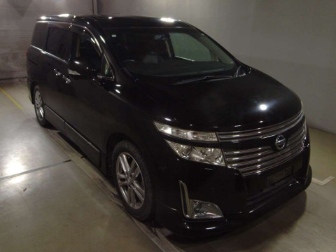 2011 Nissan Elgrand PE52[2]