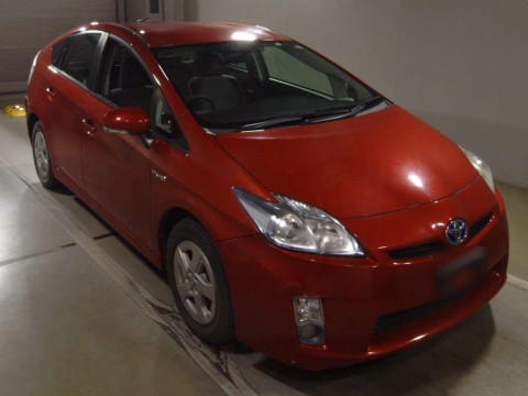 2010 Toyota Prius ZVW30[2]