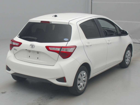 2017 Toyota Vitz KSP130[1]