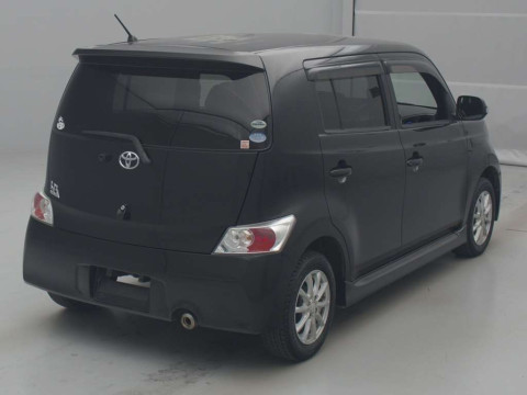 2010 Toyota bB QNC21[1]