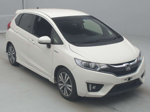 2016 Honda Fit Hybrid GP5[2]