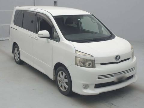 2008 Toyota Voxy ZRR70W[2]