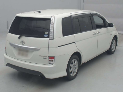 2012 Toyota Isis ZGM10W[1]