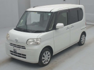 2012 Daihatsu Tanto