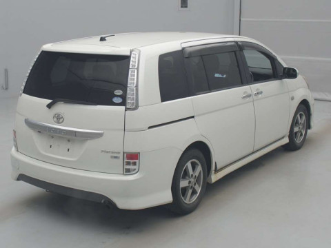 2012 Toyota Isis ZGM10W[1]