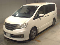 2012 Nissan Serena