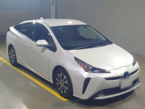 2020 Toyota Prius ZVW51[2]