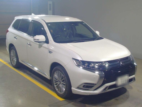 2018 Mitsubishi Outlander PHEV GG3W[2]