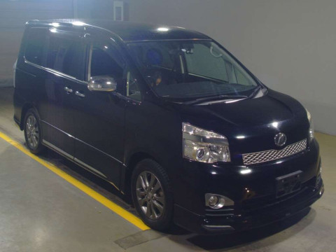 2013 Toyota Voxy ZRR70W[2]