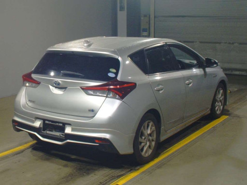 2016 Toyota Auris ZWE186H[1]