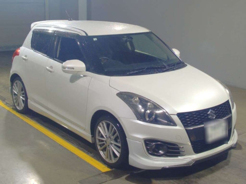 2016 Suzuki Swift Sport ZC32S[2]