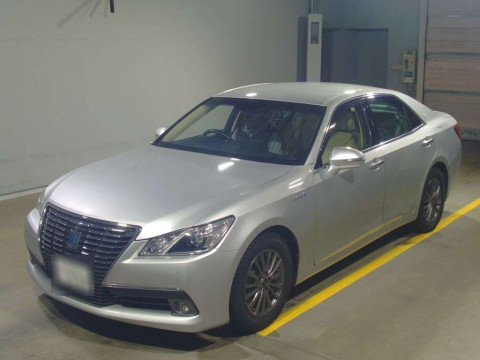 2013 Toyota Crown Hybrid AWS210[0]