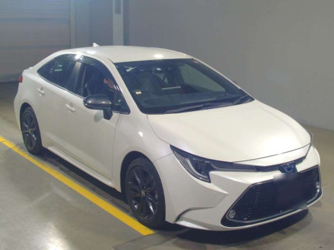 2021 Toyota Corolla Sedan ZWE211[2]