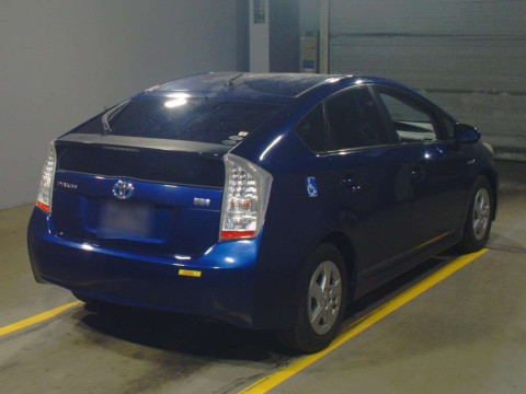 2010 Toyota Prius ZVW30[1]