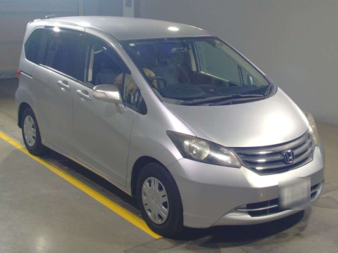 2008 Honda Freed GB3[2]