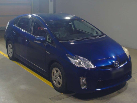 2010 Toyota Prius ZVW30[2]