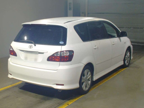 2004 Toyota Ipsum ACM21W[1]