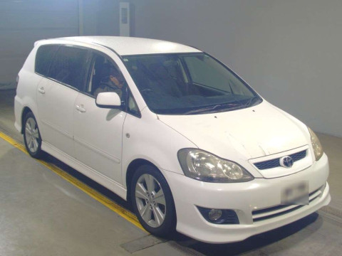 2004 Toyota Ipsum ACM21W[2]