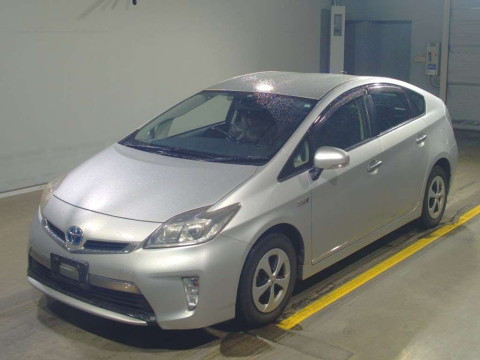 2013 Toyota Prius PHV ZVW35[0]