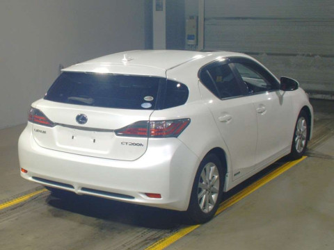 2011 Lexus CT ZWA10[1]