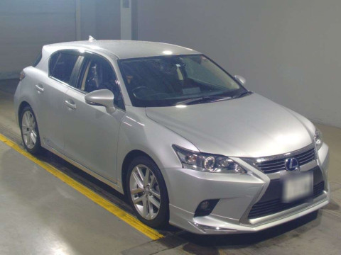 2014 Lexus CT ZWA10[2]