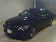 2020 Toyota Crown Hybrid