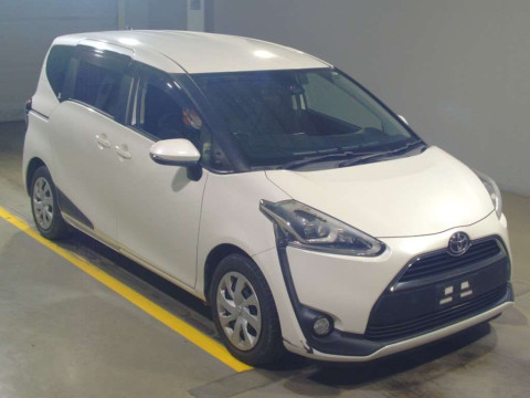 2016 Toyota Sienta NSP170G[2]