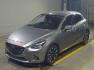 2015 Mazda Demio